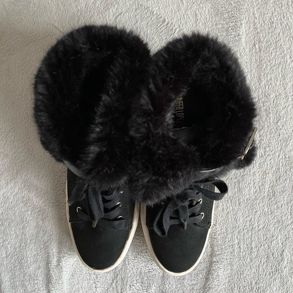 JLO JENNIFER LOPEZ BLACK FAUX SUEDE FAUX FUR CUFF HI-TOP SNEAKERS size 7.5M - Picture 8 of 10